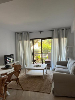 Apartamento 50m playa con aire acondicionado y Pk
